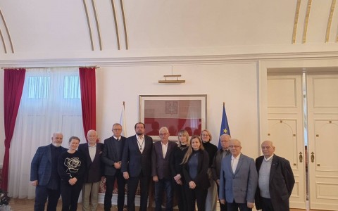 Schowek_12-19-2025_01